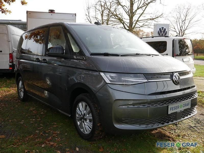 Gebraucht VW Multivan Life 204 PS (150 kW) 2025 Indiumgrau metallic Van