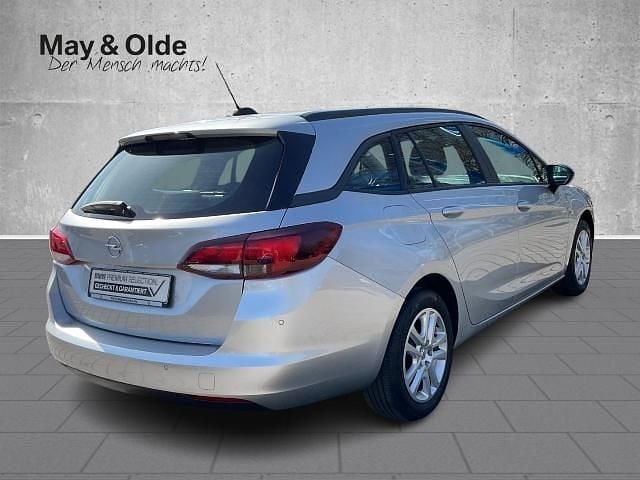 Używany Opel Astra 131 KM (96 kW) 2021 Srebrny Kombi