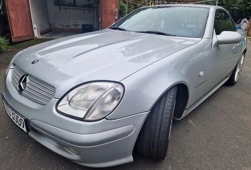 Silber Gebraucht 2000 Mercedes SLK230 Cabrio | 5.350 € (Superpreis) - Bild 1/4