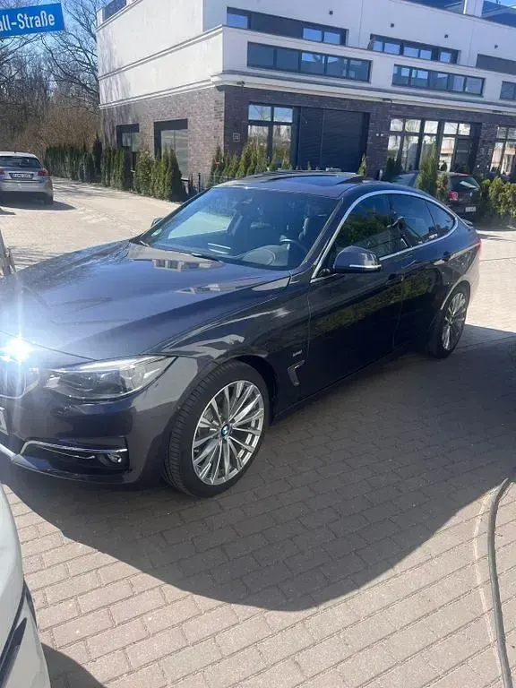 Gebraucht BMW 320 Performance 190 PS (139 kW) 2017 Limousine