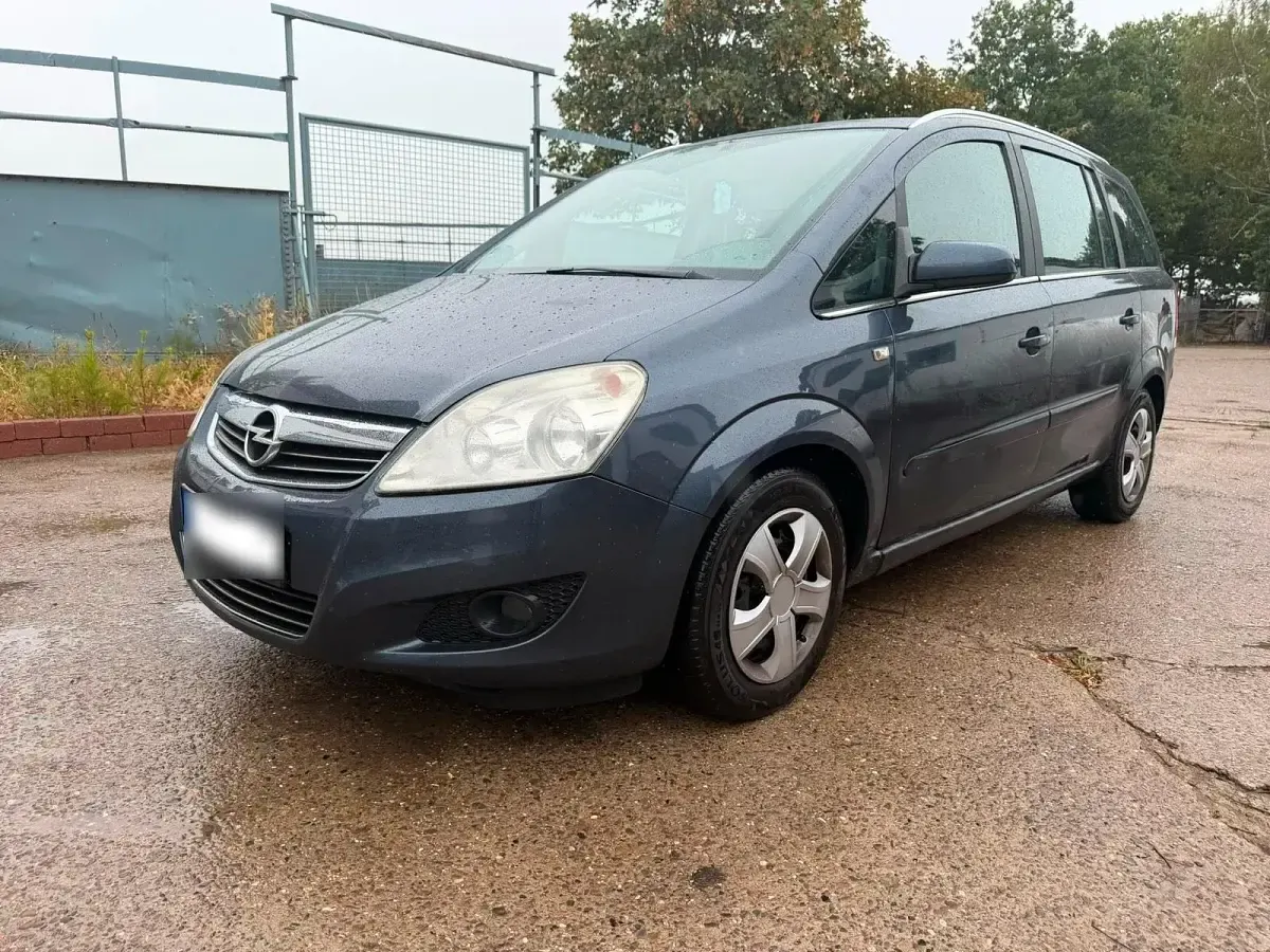 Gebraucht Opel Zafira 110 PS (80 kW) 2008 Grau Van / Kleinbus