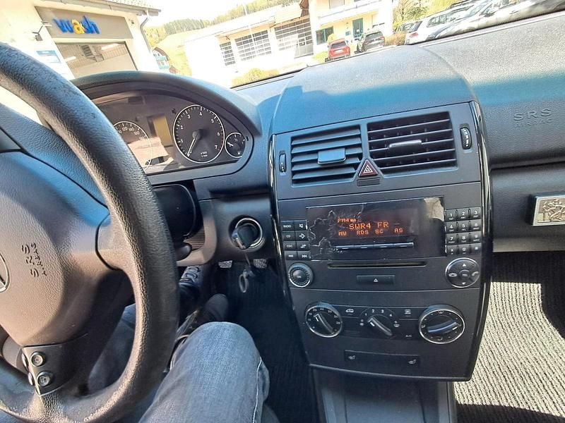 Gebraucht Mercedes A150 95 PS (69 kW) 2006 Schwarz Limousine