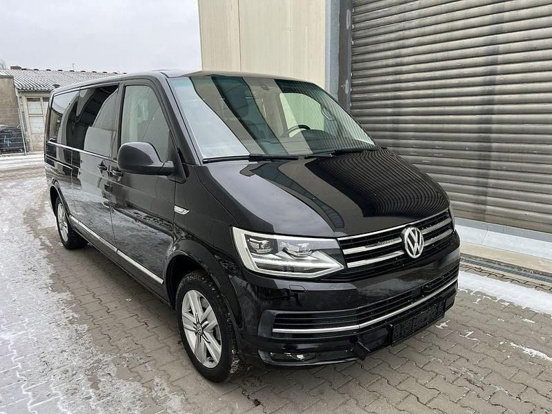 Gebraucht VW Caravelle Highline 204 PS (150 kW) 2017 Schwarz Van / Kleinbus