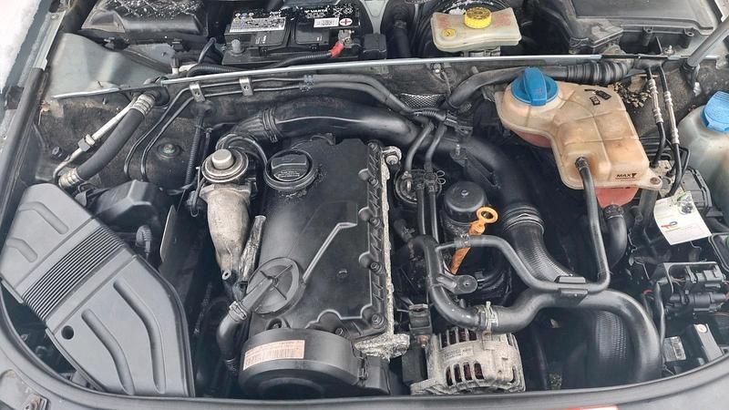 Gebraucht Audi A4 131 PS (96 kW) 2002 Blau Limousine