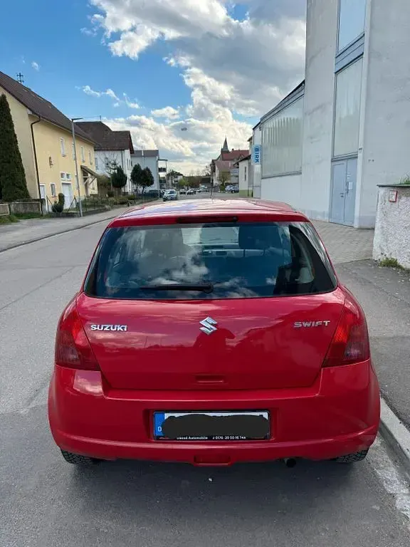 Gebraucht Suzuki Swift Comfort 92 PS (67 kW) 2007 Rot Kleinwagen