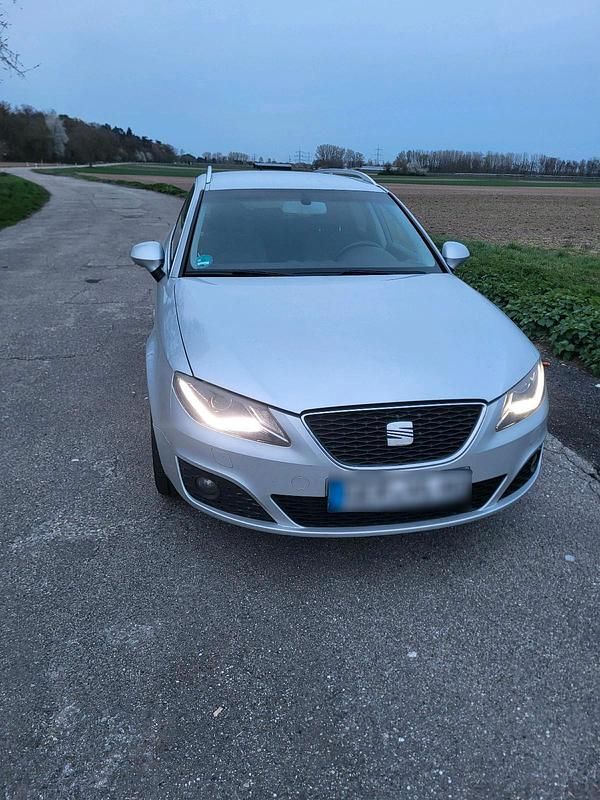 Second-hand Seat Exeo 142 CP (104 kW) 2013 Argintiu Break