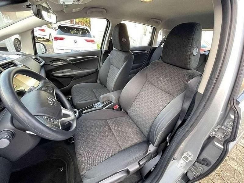 Gebraucht Honda Jazz Comfort 102 PS (75 kW) 2015 Grau Kleinwagen