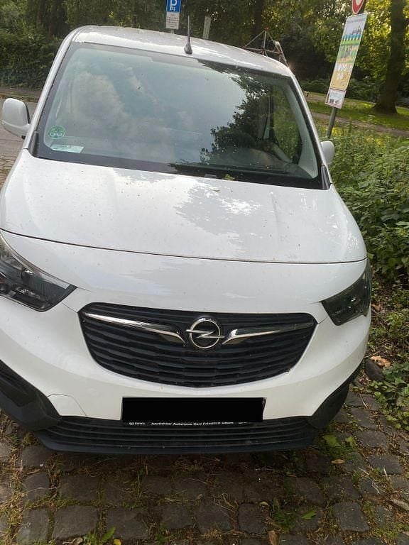 Weiß Gebraucht 2020 Opel Combo Van / Kleinbus | 10.200 € (Superpreis) - Bild 1/4