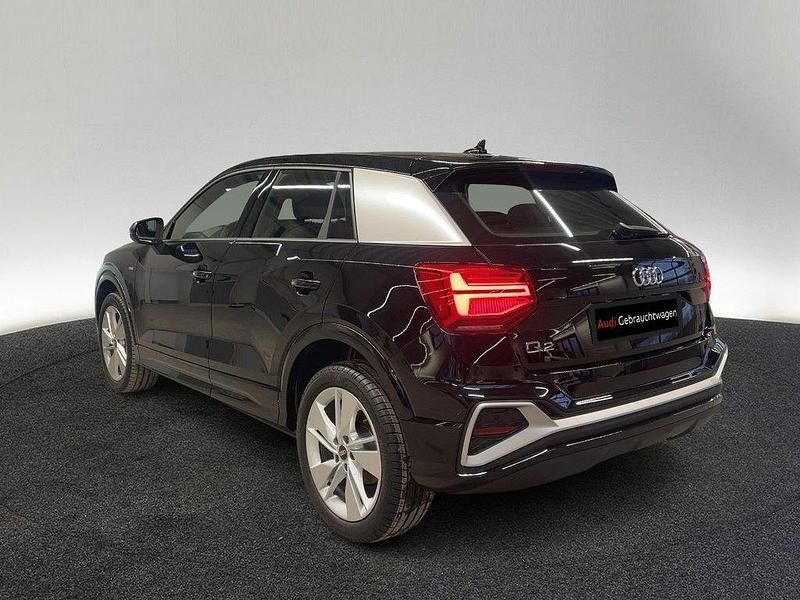 Gebraucht Audi Q2 S-Line 150 PS (110 kW) 2024 Mythosschwarz metallic SUV