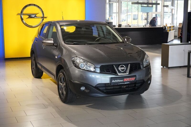 Grau Gebraucht 2013 Nissan Qashqai Acenta Connect SUV | 9.999 € (Fairer Preis) - Bild 1/4