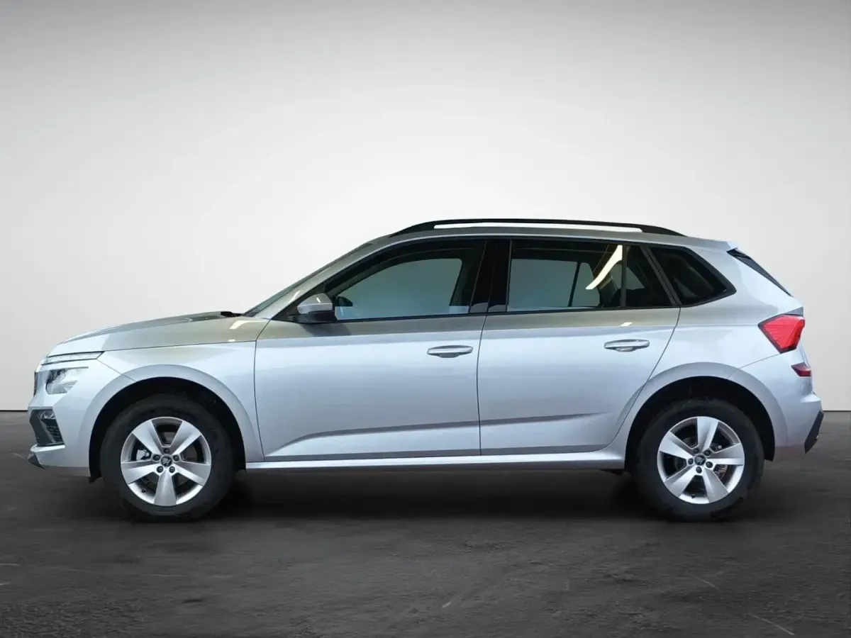 Gebraucht Skoda Kamiq Selection 116 PS (85 kW) 2025 Brillantsilber (metallic) SUV