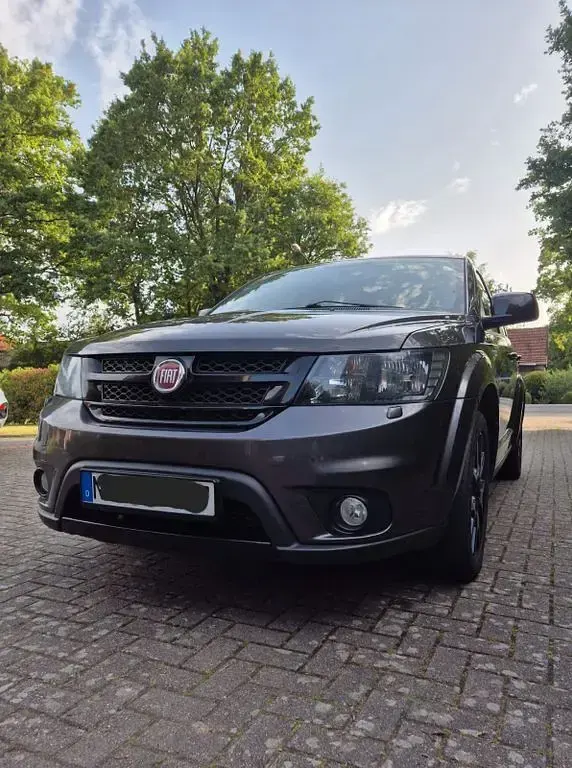 Gebraucht Fiat Freemont 170 PS (125 kW) 2015 Grau SUV
