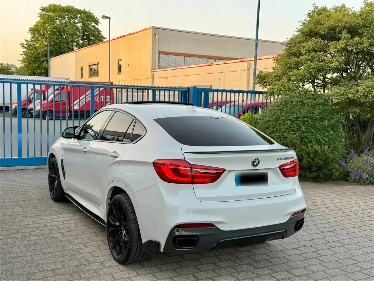 Gebraucht BMW X6 M50 Exclusive 381 PS (280 kW) 2015 Weiß SUV