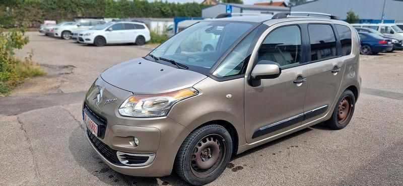 Beige Gebraucht 2010 Citroën C3 Picasso Tendance Van / Kleinbus | 3.500 € (Guter Preis) - Bild 1/4