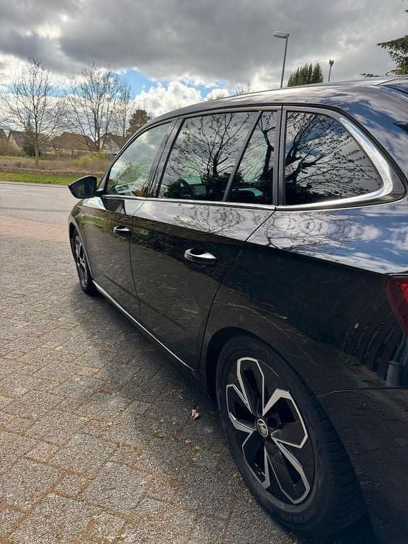 Gebraucht Skoda Scala 150 PS (110 kW) 2019 Schwarz Kleinwagen