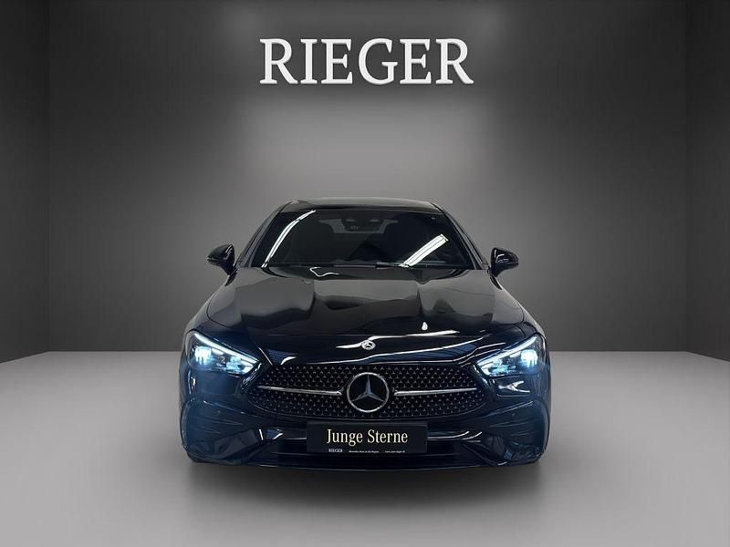 Gebraucht Mercedes CLE200 Premium 204 PS (150 kW) 2025 Schwarz
