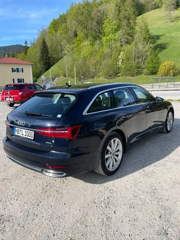 Usata Audi A6 Design 245 CV (180 kW) 2021 Blu Station wagon
