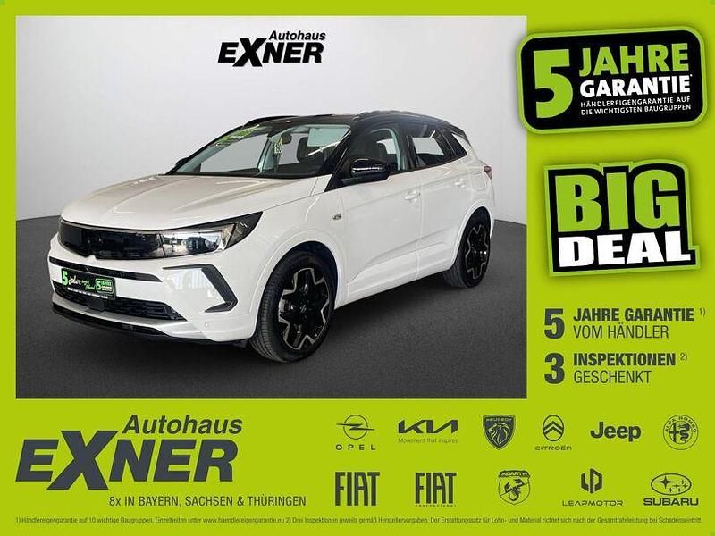 Jade weiß/dach schwarz lackiert Gebraucht 2022 Opel Grandland X Ultimate SUV | 26.890 € (Etwas zu teuer) - Bild 1/4