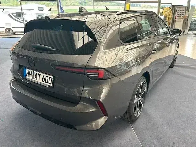Gebraucht Opel Astra GS Line 131 PS (96 kW) 2025 Grau Kleinwagen