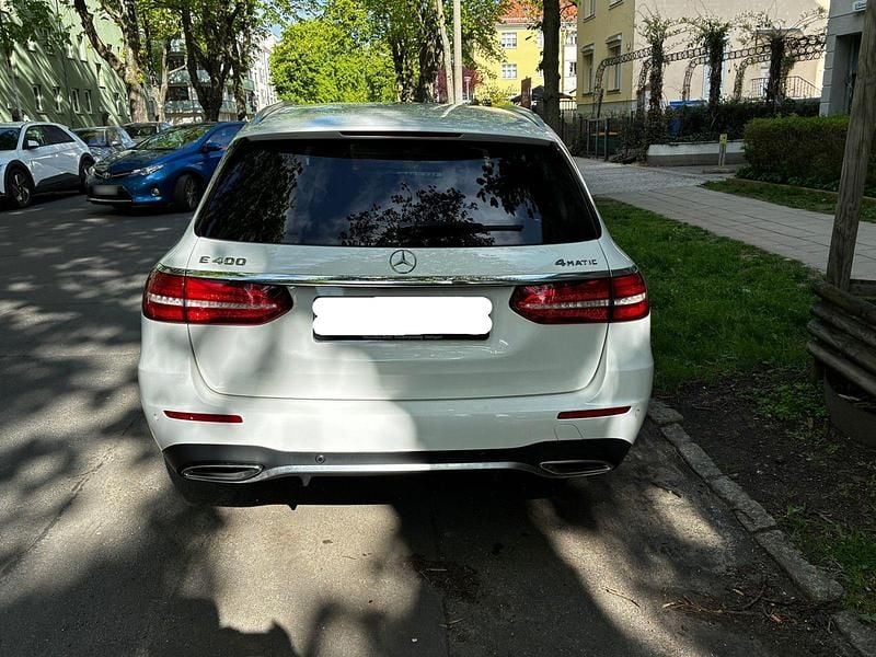 Gebraucht Mercedes E400 AMG line 333 PS (244 kW) 2017 Weiß Kombi