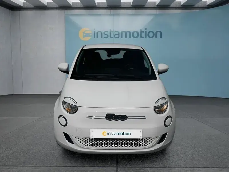 Gebraucht Fiat 500e 69 kW (95 PS) 2023 Weiß Kleinwagen