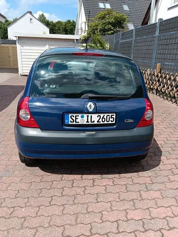 Gebraucht Renault Clio II 58 PS (42 kW) 2004 Blau Kleinwagen