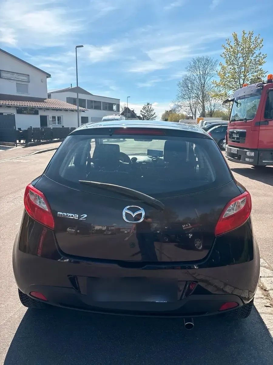 Usata Mazda 2 86 CV (63 kW) 2008 Nero Utilitaria