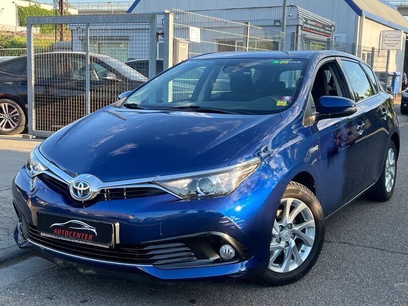 Blau Gebraucht 2016 Toyota Auris Hybrid Edition-S Limousine | 9.900 € (Guter Preis) - Bild 1/4