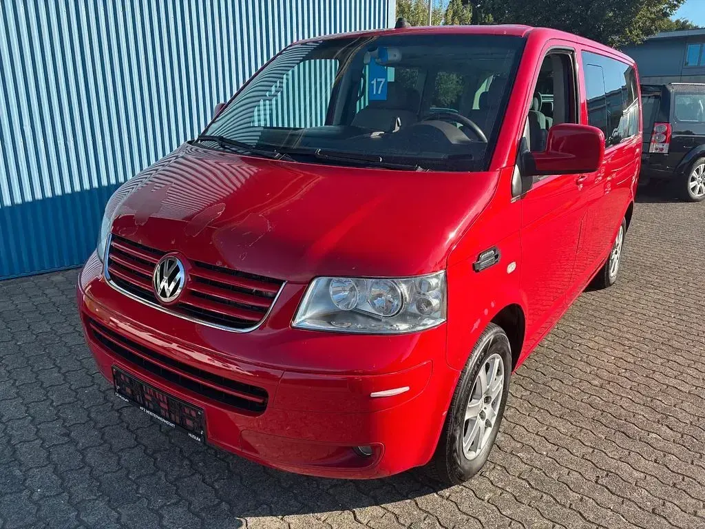 Używany VW T5 174 KM (127 kW) 2005 Czerwony Van