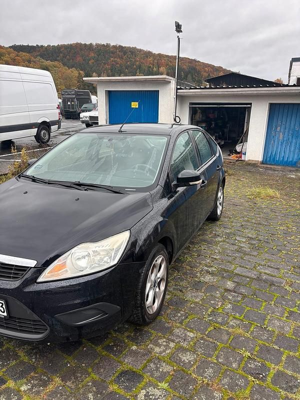 Schwarz Gebraucht 2008 Ford Focus Kleinwagen | 1.600 € (Guter Preis) - Bild 1/4