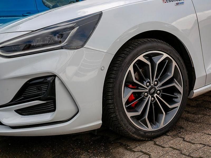 Gebraucht Ford Focus ST-Line X 155 PS (114 kW) 2025 Weiß Kombi