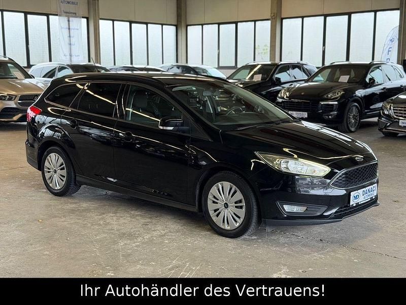 Gebraucht Ford Focus Business Edition 101 PS (74 kW) 2017 Schwarz Limousine