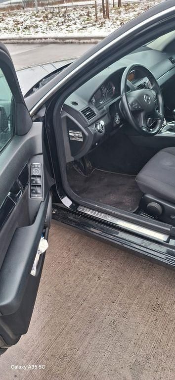 Gebraucht Mercedes 200 136 PS (100 kW) 2009 Schwarz Kombi