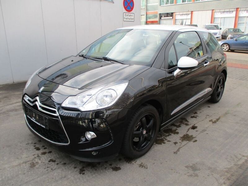 Gebraucht Citroën DS3 Chic 82 PS (60 kW) 2014 Schwarz Kleinwagen