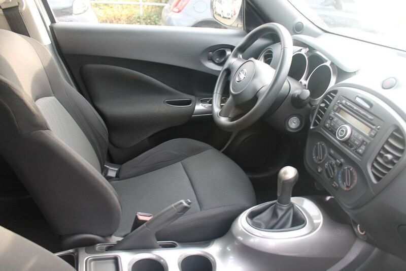 Gebraucht Nissan Juke Visia 117 PS (86 kW) 2012 Weiß SUV