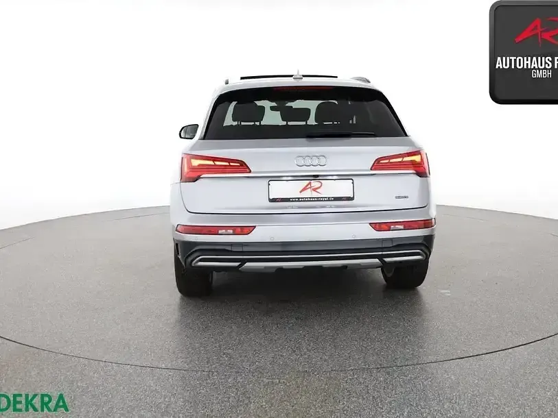 Gebraucht Audi Q5 Sport 204 PS (150 kW) 2023 Florettsilber SUV