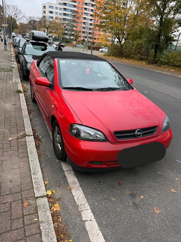 Gebraucht Opel Astra Cabriolet 125 PS (91 kW) 2002 Rot Cabrio