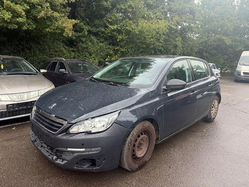 Gebraucht Peugeot 308 Access 92 PS (67 kW) 2014 Grau Limousine