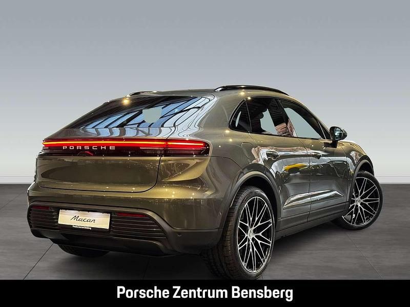 Gebraucht Porsche Macan 380 kW (517 PS) 2026 Grün SUV