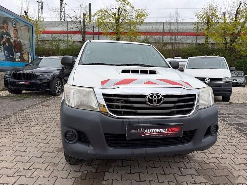 Gebraucht Toyota HiLux 144 PS (105 kW) 2013 Weiß Pickup