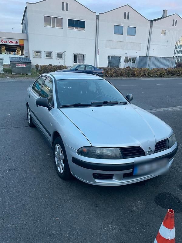 Silber Gebraucht 2002 Mitsubishi Carisma Limousine | 2.000 € (Teuer) - Bild 1/4