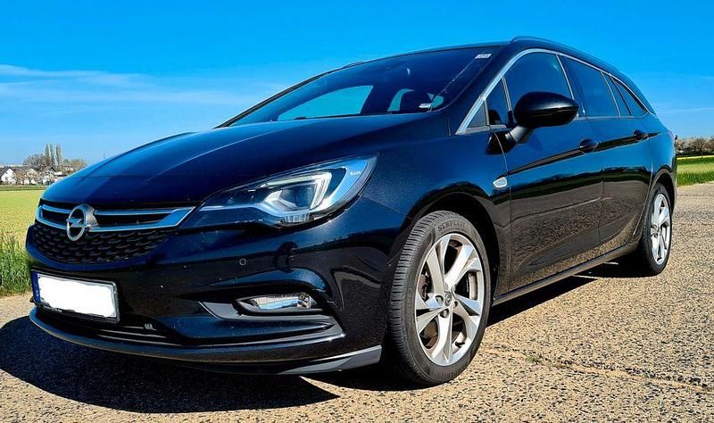 Schwarz Gebraucht 2016 Opel Astra Innovation Kombi | 5.499 € (Guter Preis) - Bild 1/4