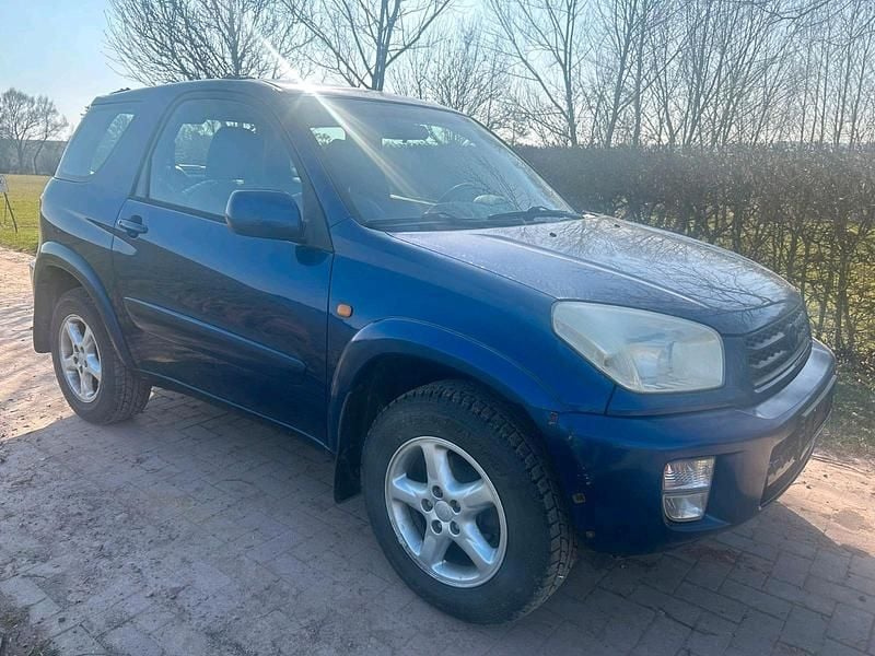 Gebraucht Toyota RAV4 150 PS (110 kW) 2000 Blau SUV