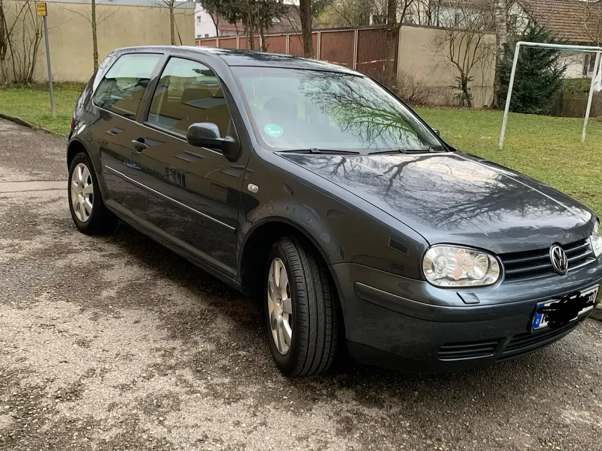 Gebraucht VW Golf 101 PS (74 kW) 2003 Grau Coupé