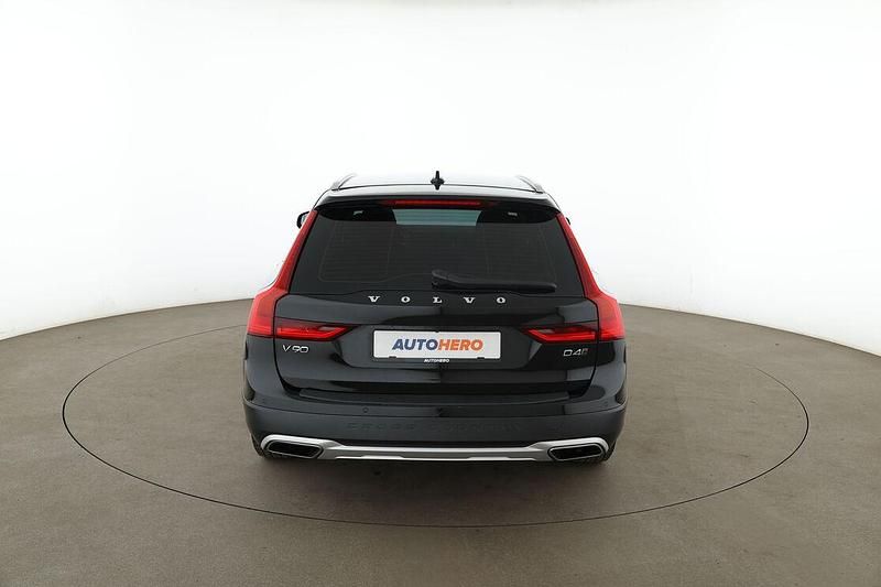 Gebraucht Volvo V90 CC 190 PS (139 kW) 2019 Schwarz Kombi
