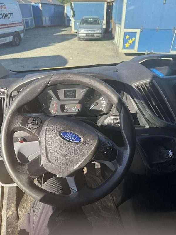 Second-hand Ford Transit 101 CP (74 kW) 2015 Van