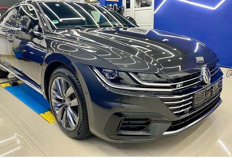 Gebraucht VW Arteon R-line 239 PS (175 kW) 2018 Grau Kleinwagen