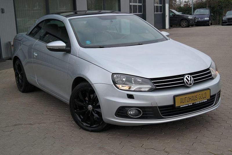 Gebraucht VW Eos Basis 122 PS (89 kW) 2011 Silber Cabrio