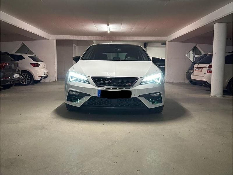 Gebraucht Cupra Leon 300 PS (220 kW) 2018 Weiß Limousine