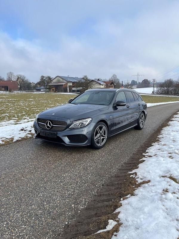 Grau Gebraucht 2015 Mercedes C450 AMG AMG Kombi | 28.900 € (Etwas zu teuer) - Bild 1/4